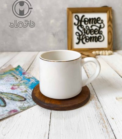 ماگ سرامیکی براق لبه طلایی