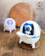 خرید چراغ مطالعه فضانورد